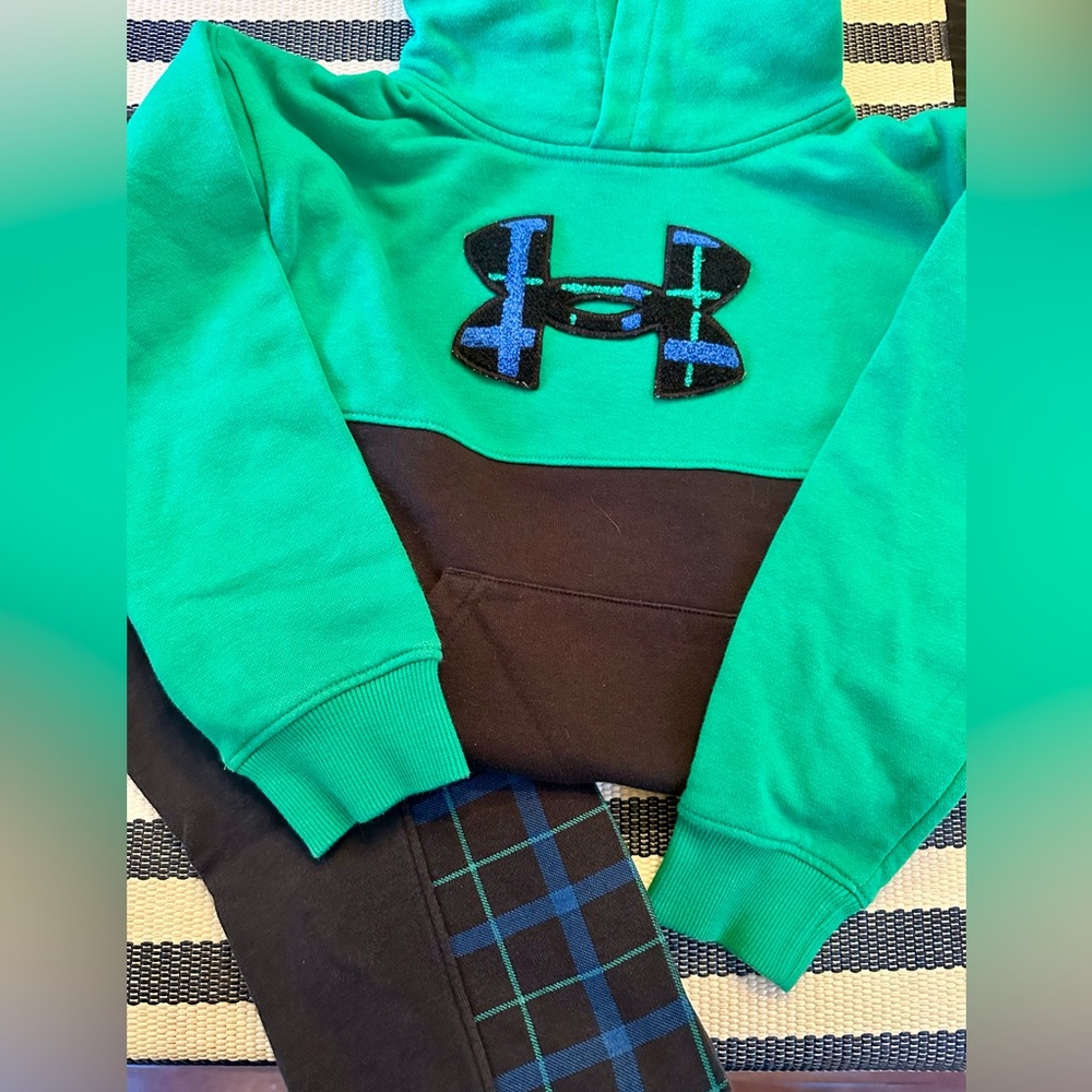 Under Armour Matching Outfit, Youth Size 6